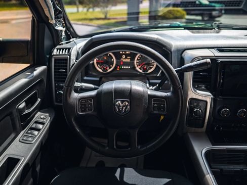 Used 2017 RAM 3500 Tradesman w/ Chrome Appearance Group image 22