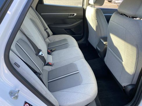 Used 2021 Hyundai Sonata SE image 23