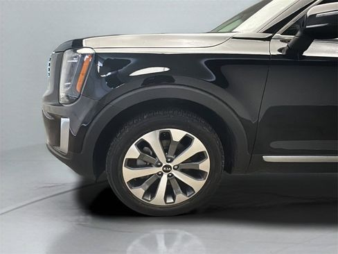 Used 2020 Kia Telluride S image 3