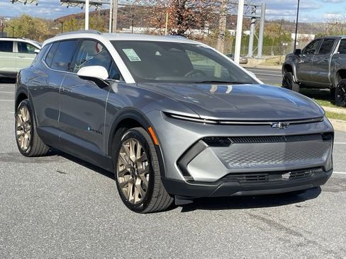 New 2026 Chevrolet Equinox EV LT w/ LPO, Tech Bronze Package image 1