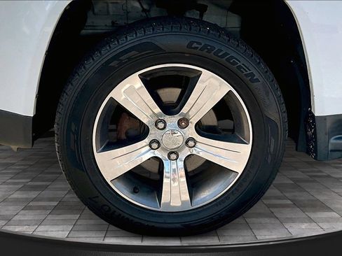 Used 2016 Jeep Compass High Altitude image 34