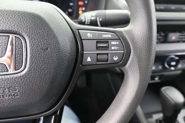 Used 2023 Honda Accord EX image 16