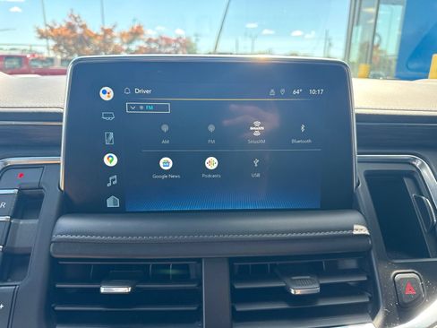 Used 2022 Chevrolet Tahoe LT w/ Luxury Package AWD/4WD image 28