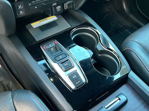 Used 2022 Honda Pilot Black Edition image 17