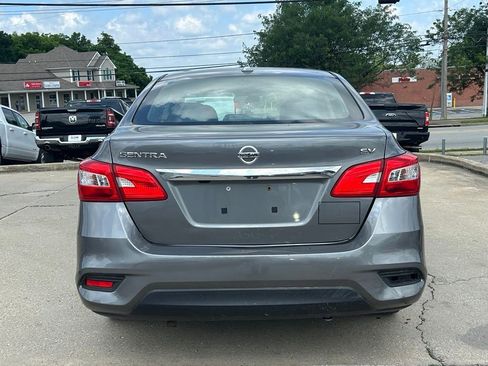 Used 2019 Nissan Sentra SV FWD image 7