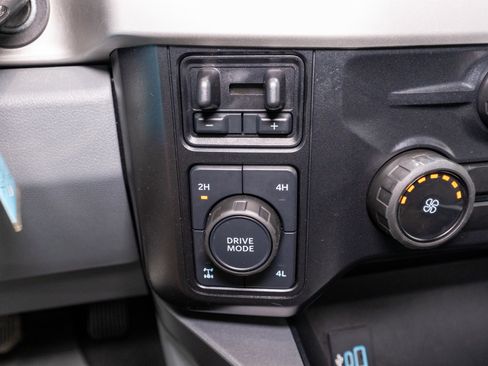 Used 2024 Ford F250 XLT w/ FX4 Off-Road Package image 22