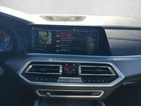 Used 2023 BMW X6 xDrive40i w/ Executive Package image 14