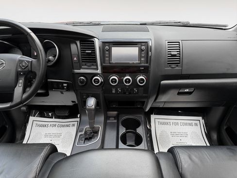 Used 2018 Toyota Sequoia TRD Sport AWD/4WD image 17