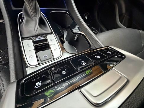 Used 2023 Hyundai Santa Cruz Limited image 25