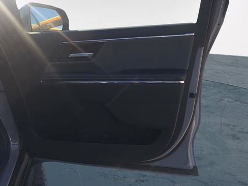 New 2026 GMC Sierra EV Elevation image 4