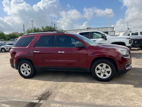 Used 2016 GMC Acadia SLE image 4
