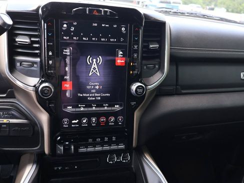 Used 2019 RAM 3500 Laramie AWD/4WD image 15