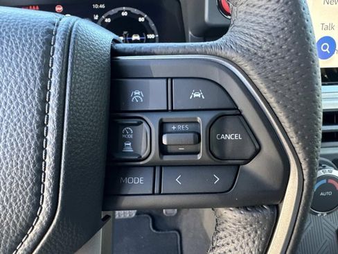 Certified 2025 Toyota Tacoma TRD Off-Road image 23