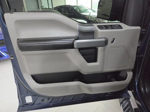 Used 2017 Ford F150 XLT w/ Equipment Group 302A Luxury image 17