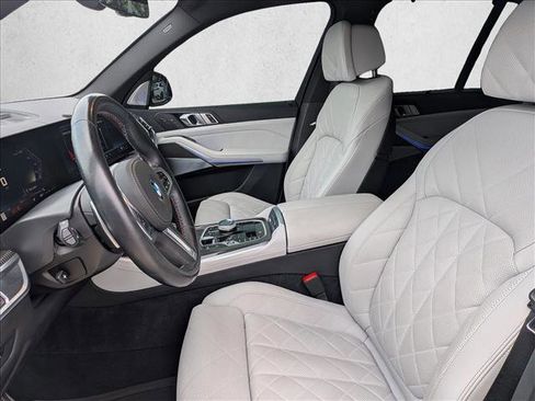 Certified 2025 BMW X5 M60i image 10