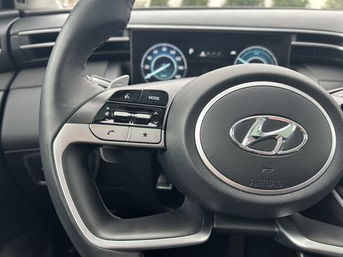 Used 2022 Hyundai Tucson Limited image 18