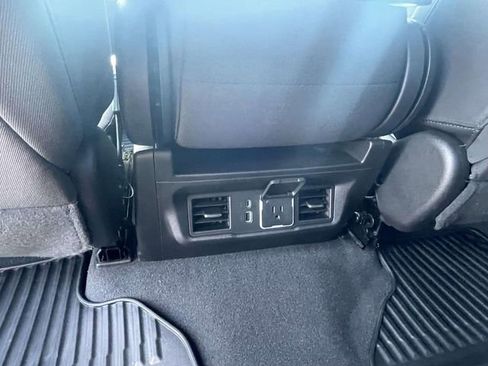 Certified 2024 Chevrolet Silverado 1500 LT AWD/4WD image 13