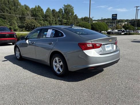 Used 2024 Chevrolet Malibu LT image 5