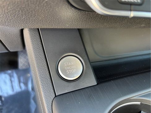 Used 2017 Audi A4 2.0T Prestige image 30