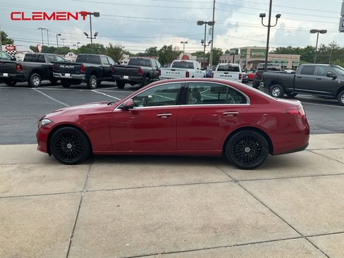 Used 2023 Mercedes-Benz C 300 Sedan image 2