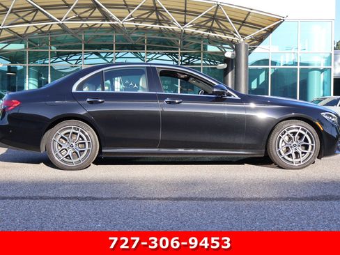 Used 2022 Mercedes-Benz E 450 4MATIC Sedan image 9