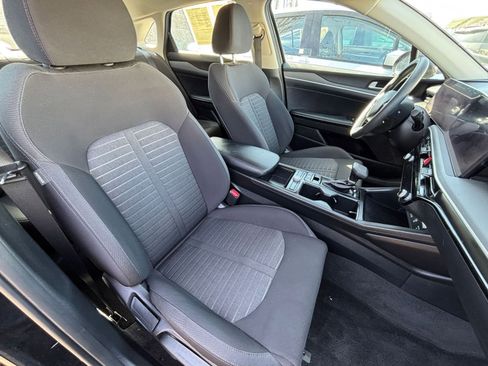 Used 2025 Kia K5 LXS image 38