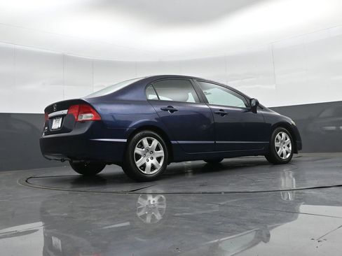 Used 2010 Honda Civic LX image 29