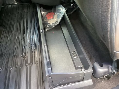 Used 2021 Ford F150 Raptor w/ Equipment Group 801A High AWD/4WD image 48