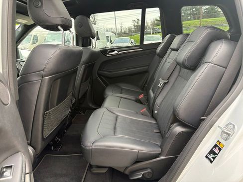 Used 2019 Mercedes-Benz GLS 450 4MATIC image 26