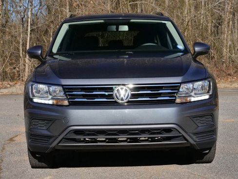 Used 2020 Volkswagen Tiguan S image 5