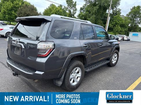 Used 2018 Toyota 4Runner SR5 Premium AWD/4WD image 4