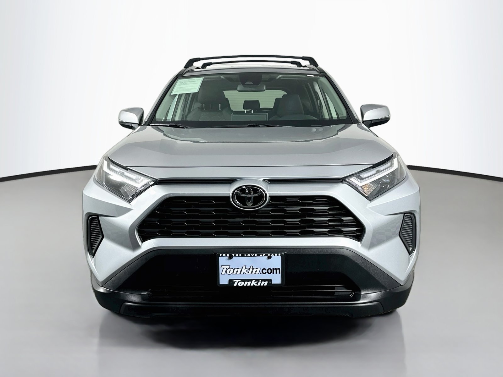 Certified 2025 Toyota RAV4 XLE AWD/4WD image 2