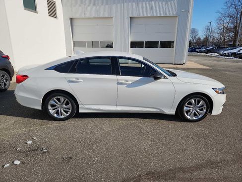 Used 2019 Honda Accord LX image 7