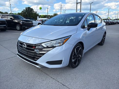 Used 2024 Nissan Versa SR w/ Trunk Package FWD image 4