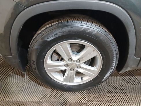 Used 2020 Chevrolet Trax LS image 18