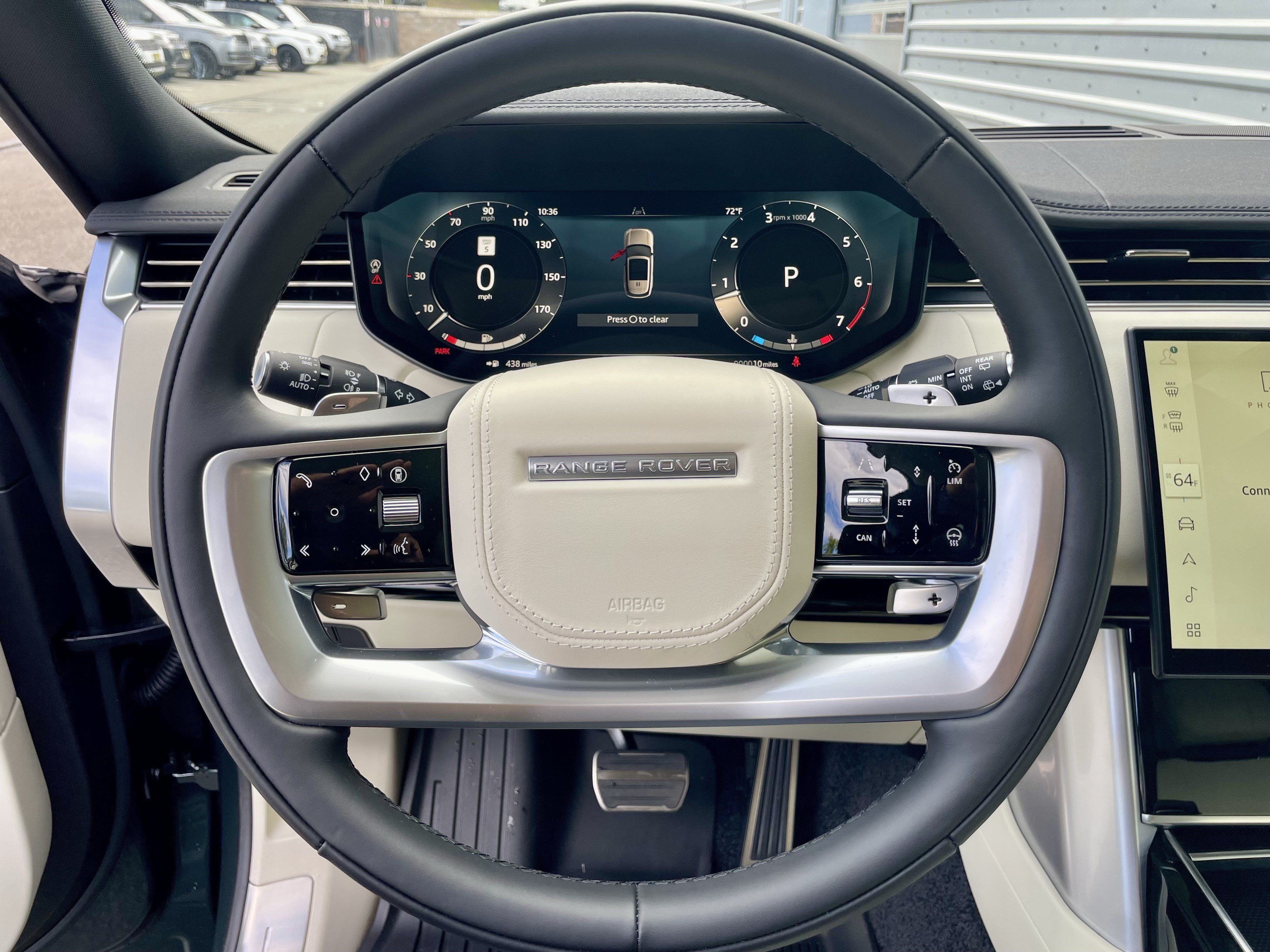 New 2027 Land Rover Range Rover Long Wheelbase SE AWD/4WD image 21