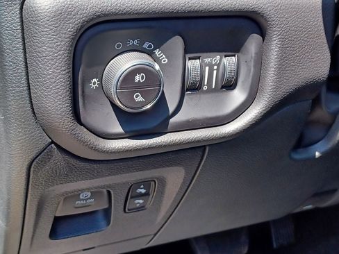 New 2026 RAM 1500 Big Horn AWD/4WD image 14
