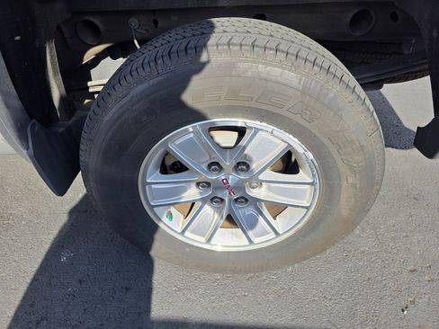 Used 2014 GMC Sierra 1500 SLE RWD image 9