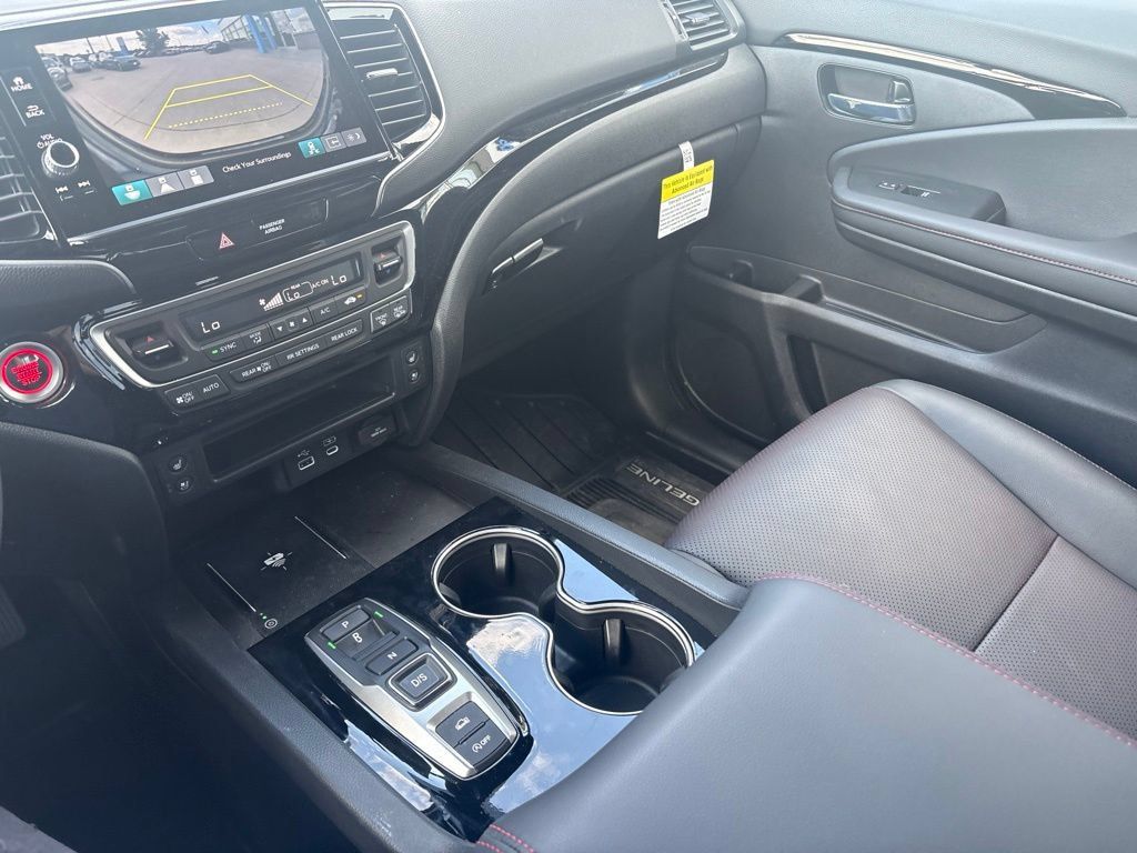 Certified 2026 Honda Ridgeline Black Edition image 24
