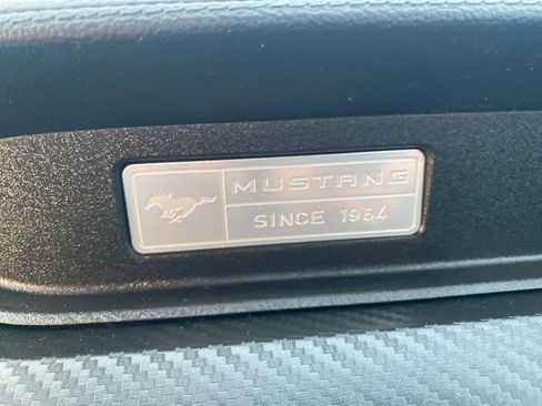 Used 2016 Ford Mustang Coupe image 31