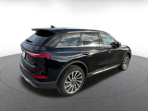 Used 2024 Lincoln Corsair Reserve image 15