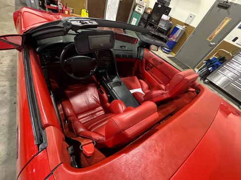 Used 1993 Chevrolet Corvette Convertible image 23