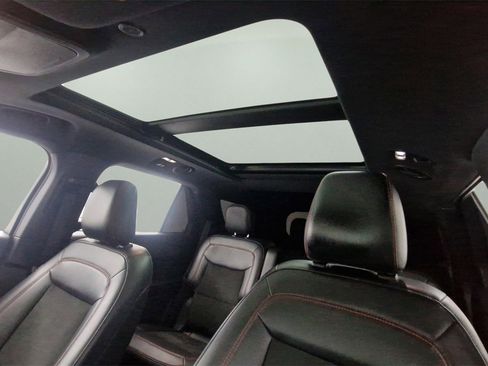 Used 2022 Ford Explorer ST-Line w/ Class IV Trailer Tow Package image 24