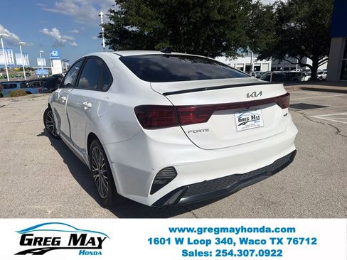 Used 2023 Kia Forte GT-Line w/ GT-Line Premium Package FWD image 5