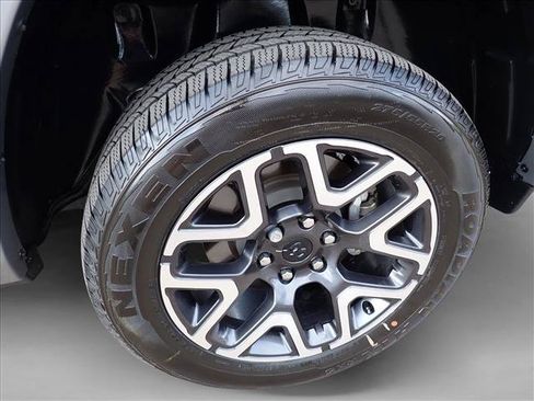 Used 2022 RAM 1500 Limited AWD/4WD image 7