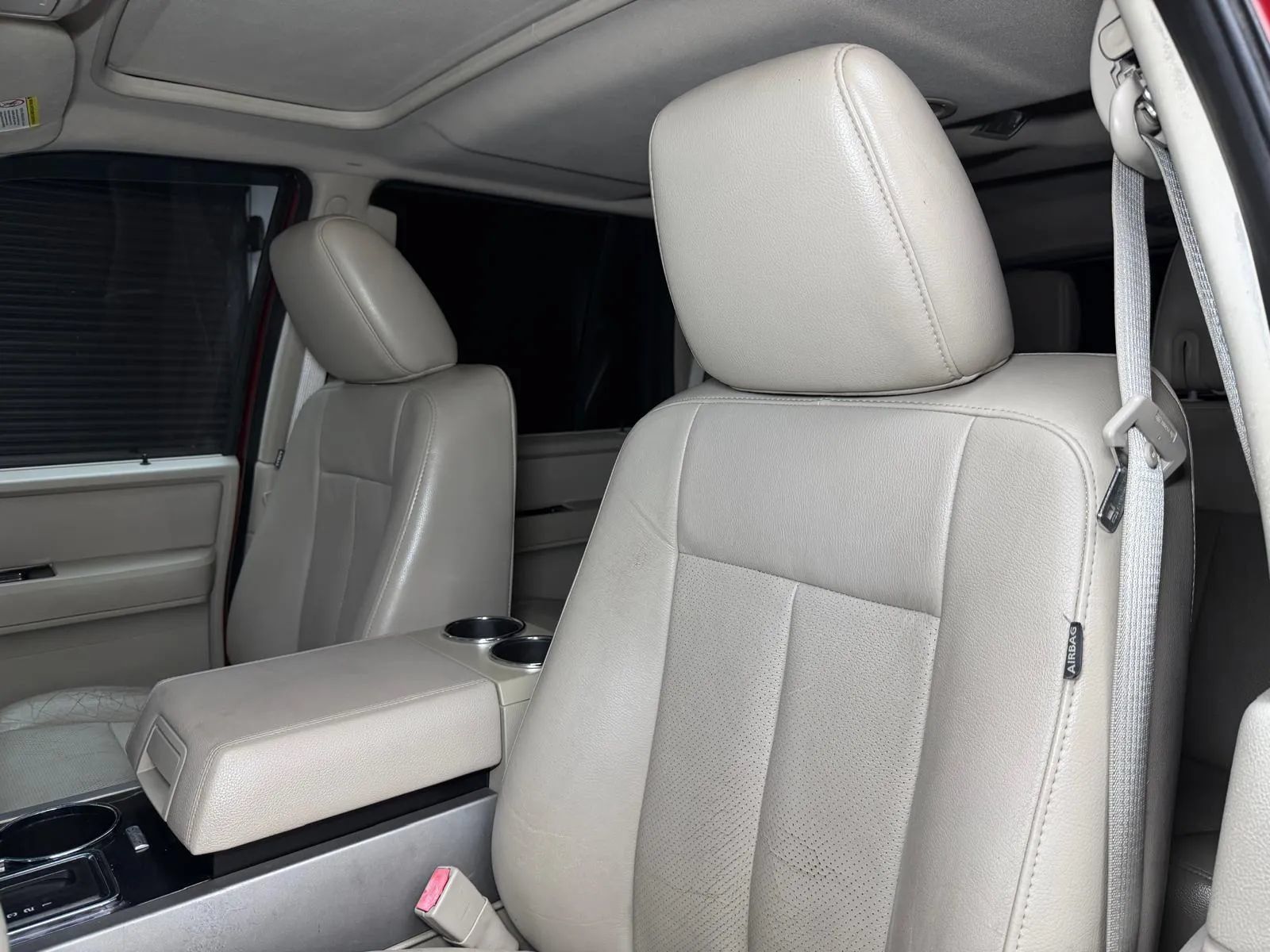 Used 2013 Ford Expedition Limited RWD image 33