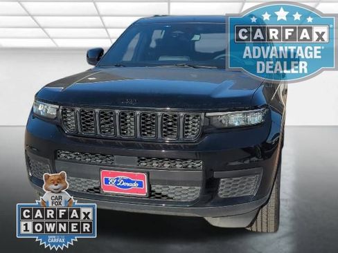Used 2023 Jeep Grand Cherokee L Laredo image 27