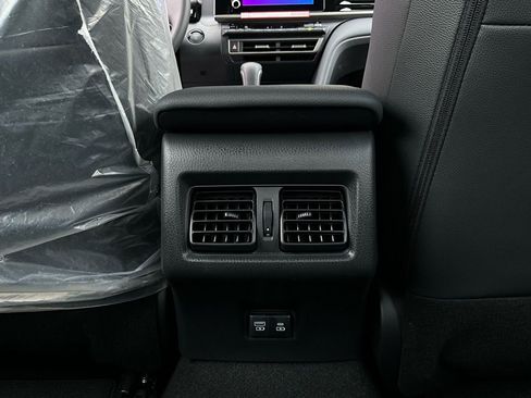 New 2026 Toyota Camry Hybrid image 12