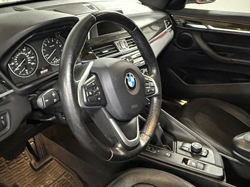 Used 2017 BMW X1 xDrive28i image 10
