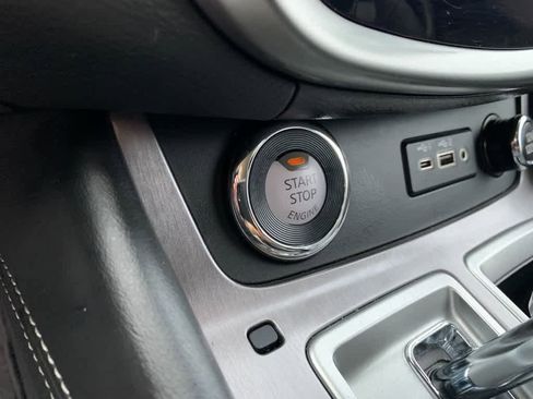 Used 2024 Nissan Murano SV w/ SV Midnight Edition Package image 27